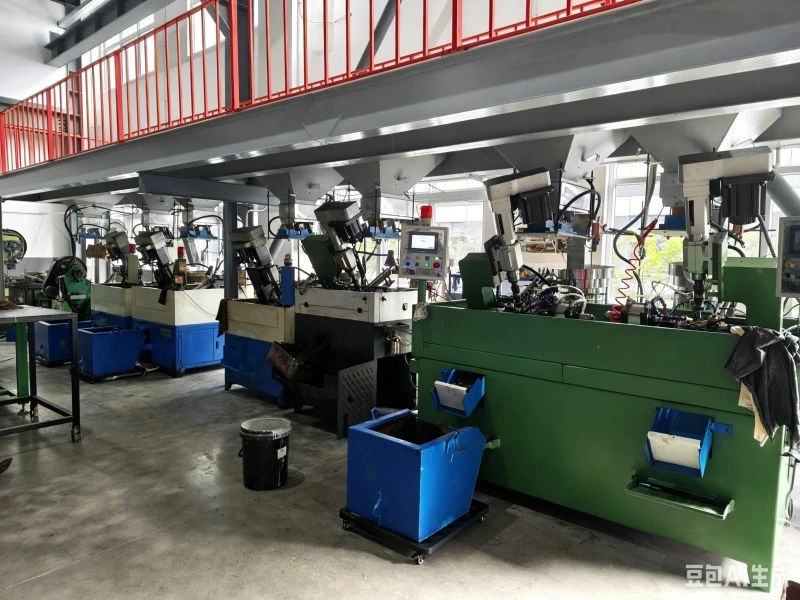J W Auto Parts Factory Manufacturing